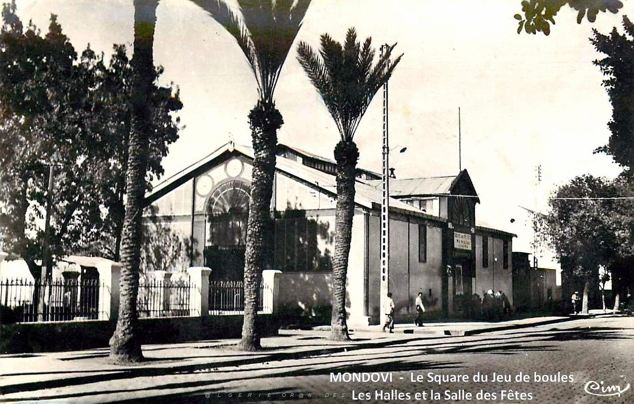 Mondovi - Square du Jeu de Boules - Halles - Salle des Fetes.jpg